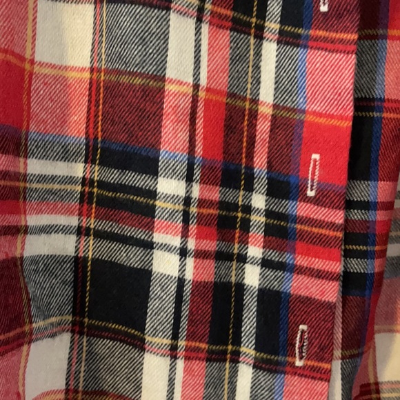 Cute flannel - Picture 2 of 2